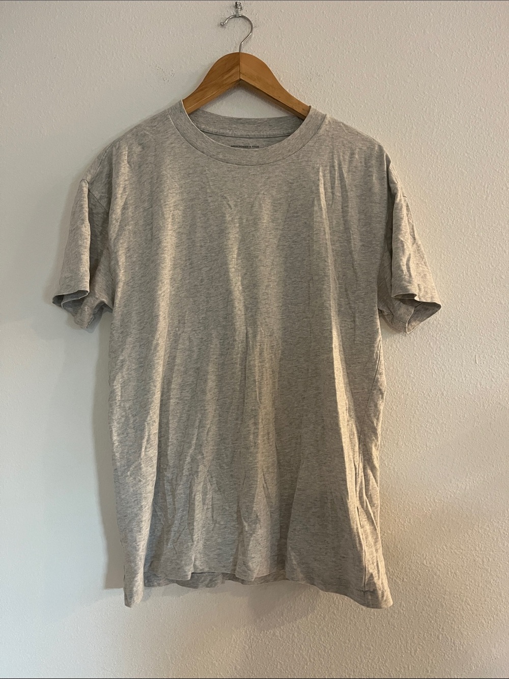ABERCROMBIE & FITCH Gray Soft A&F Essentials Relaxed Short Sleeve T-Shirt